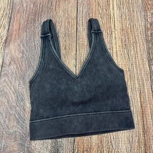 Seamless Ribbed V‑Neck Bralette - Black